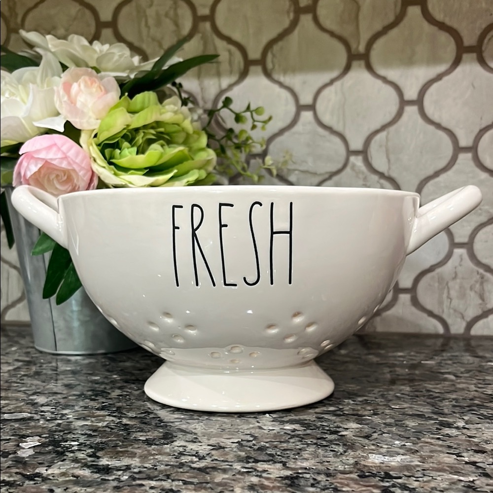 Rae Dunn White 'FRESH' Colander